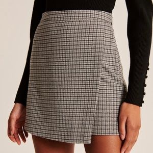 Abercrombie Wrap Plaid Mini Skirt Grey XS NWT